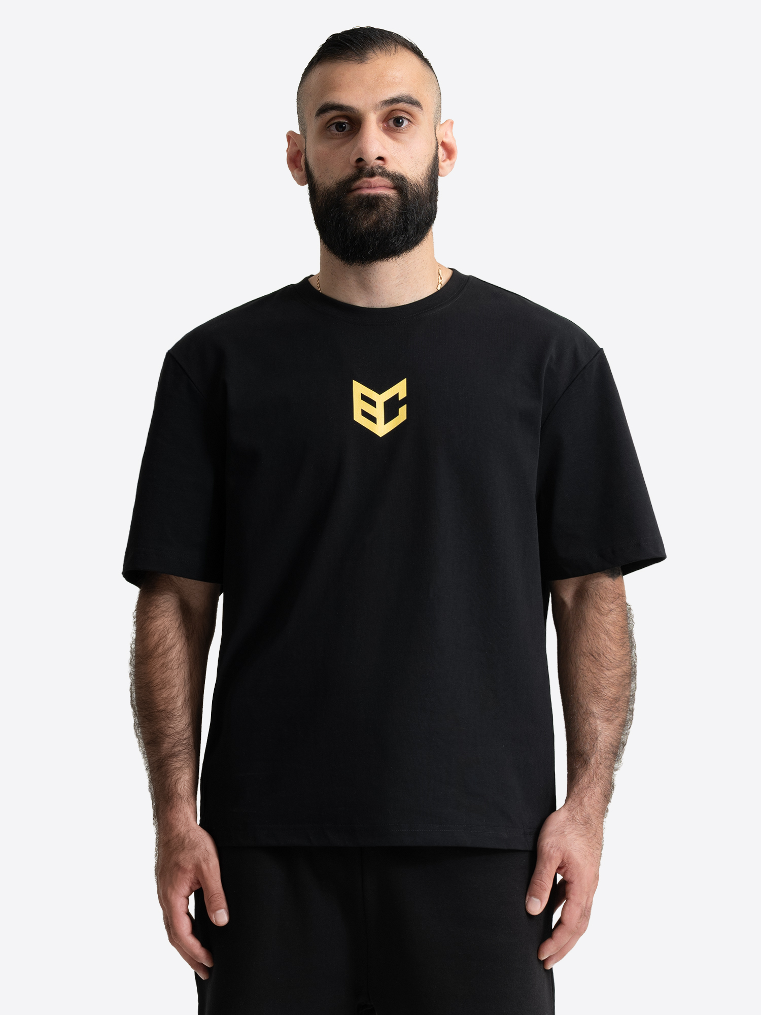 hayk charity tee negro/amarillo